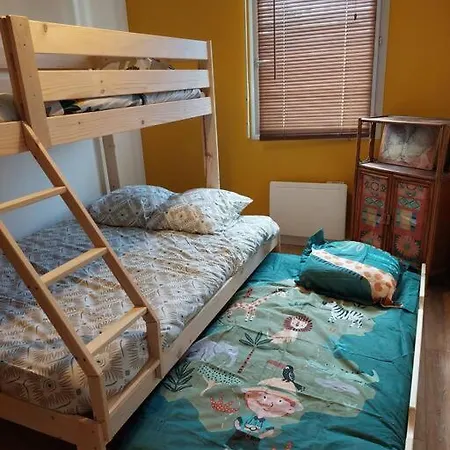 65 M² Avec Piscine. Daire *