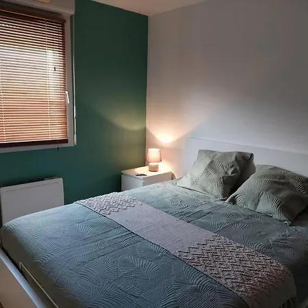 65 M² Avec Piscine.