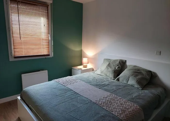 65 M² Avec Piscine.